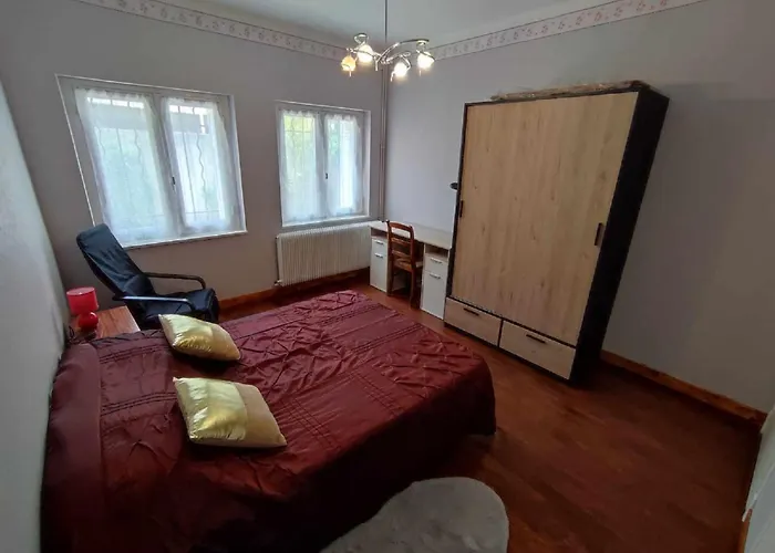 Holiday home New Glycines Independante 2 Jardin Clos Bien Situe