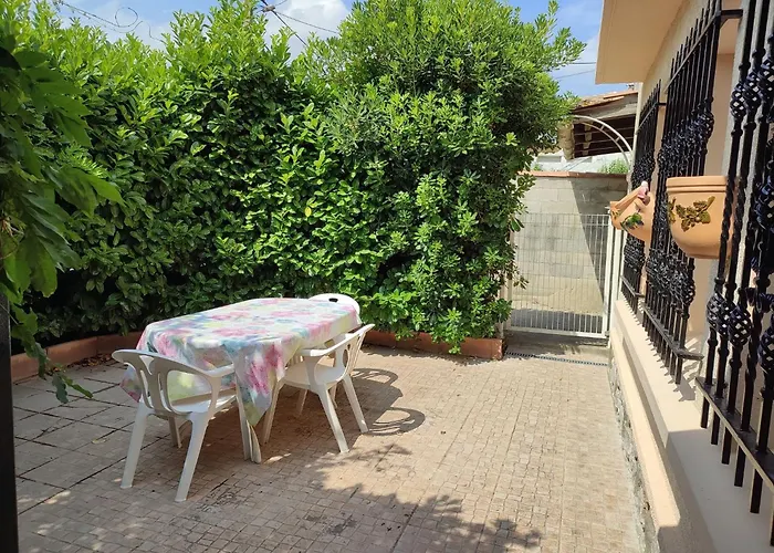 Holiday home New Glycines Independante 2 Jardin Clos Bien Situe *